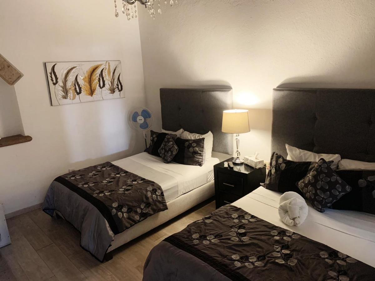 M Hoteles Concepto Morelia Kültér fotó