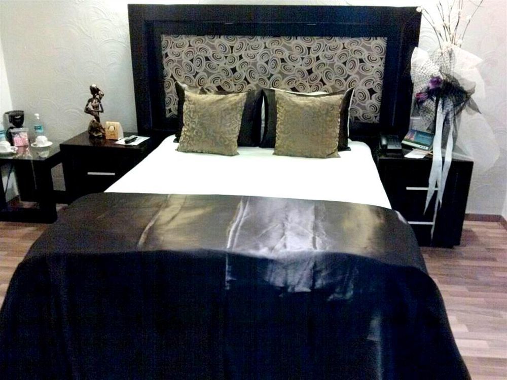 M Hoteles Concepto Morelia Kültér fotó