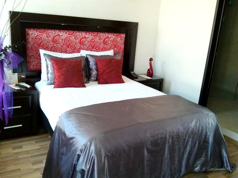 M Hoteles Concepto Morelia Kültér fotó